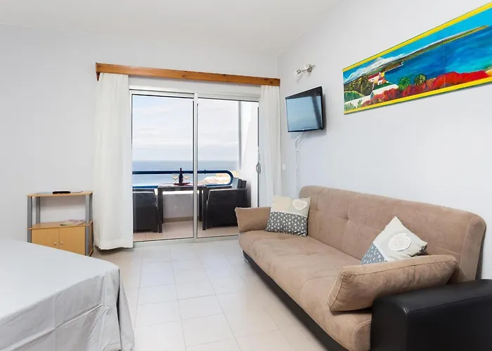 Welcome To Paradise * Адехе